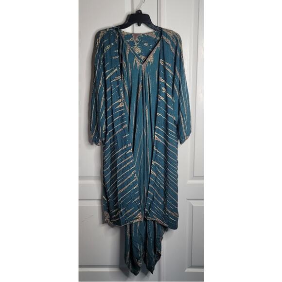 Hand dyed Boho Sleeveless Romper and Long sleeve Duster Set Green/Cream One-Size - Picture 1 of 8